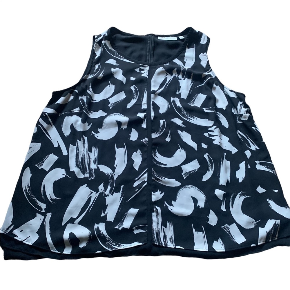 Black and White Abstract Women's Top